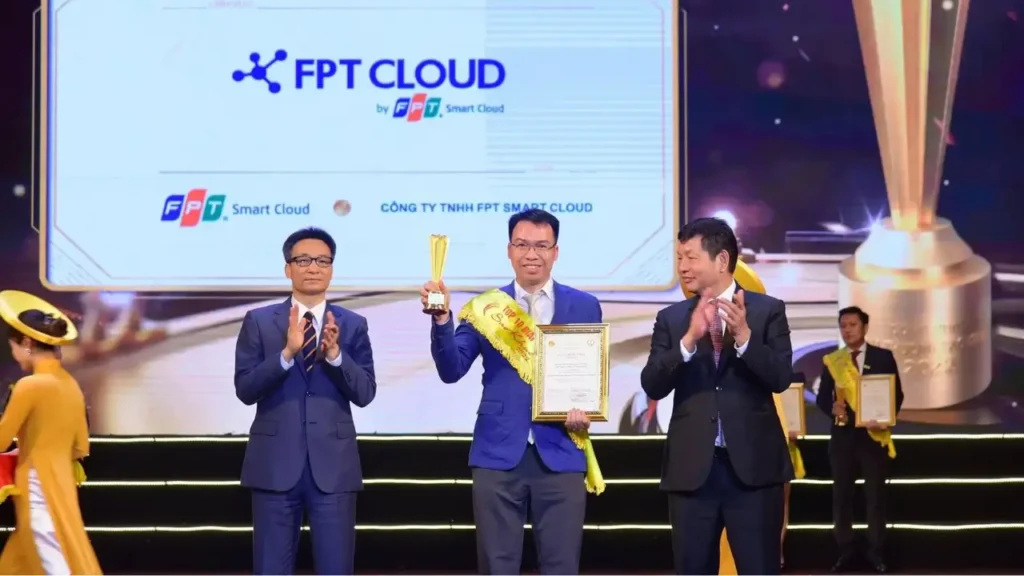 12 giải pháp số Made by FPT được vinh danh tại Giải thưởng Sao Khuê 2022