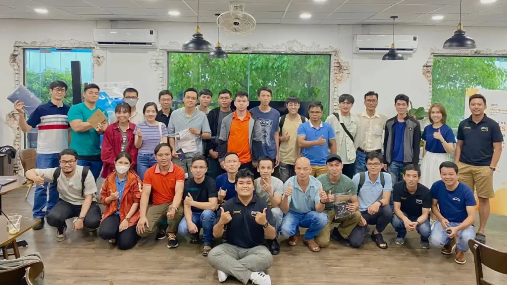 eCloudvalley và Viet-AWS: Giới Thiệu Các Công Cụ DevOps để Triển Khai Ứng Dụng trên AWS và hơn thế nữa